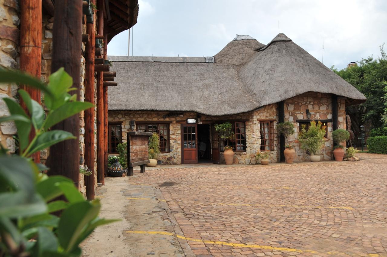 The Farm Inn Pretoria Exterior photo